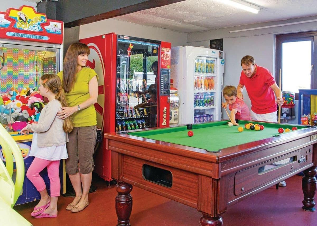 White Tower Holiday Park Llandwrog ภายนอก รูปภาพ